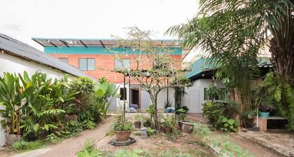 OYO 1163 Eden Hostel