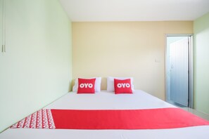 Deluxe Double Room - OYO 1163 Eden Hostel (Phuket)