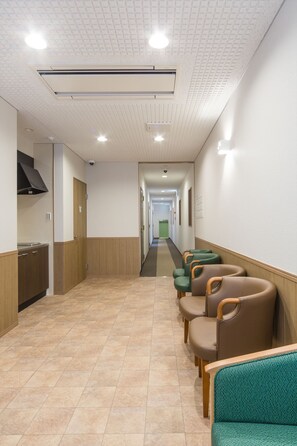 Lobby - Guest House & Hotel Shijo Omiya (Kyoto)