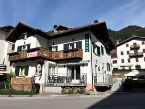 Exterior - Meublè Bar Giustina (Auronzo di Cadore)
