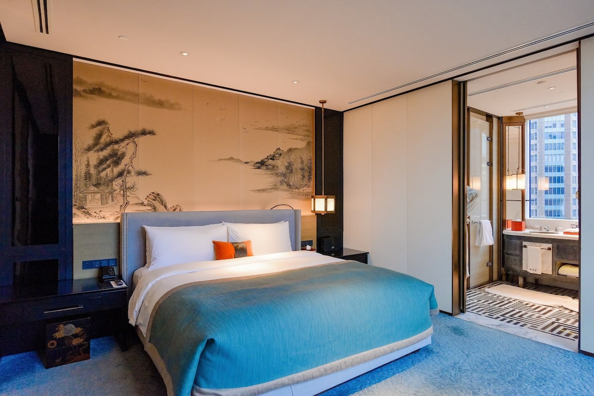 Supreme Executive Suite | 1 bedroom, free wired Internet
