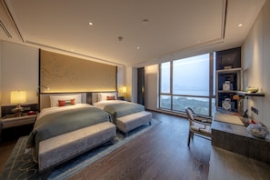 Deluxe River View King Room | 1 bedroom, free wired Internet