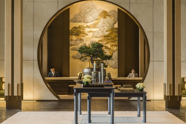 Interior entrance -  Hangzhou Jiutai Hotel (Hangzhou)