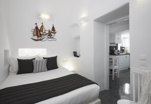 Habitació estàndard | Roba de llit d'alta qualitat, caixa forta a l'habitació i escriptori 