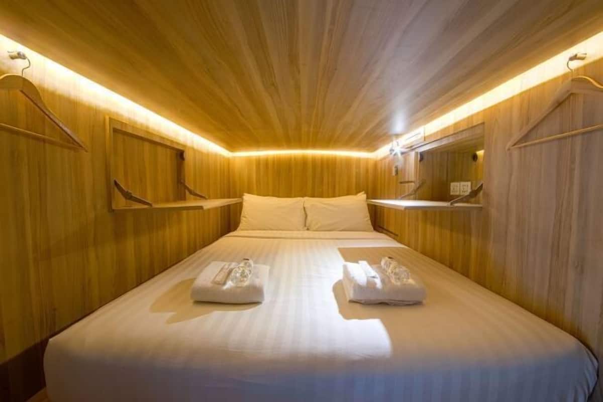 Coffres-forts dans les chambres, bureau, chambres insonorisées