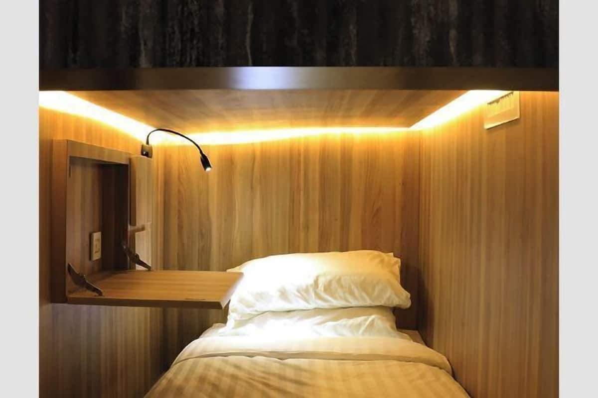 In-room safe, desk, soundproofing, iron/ironing board