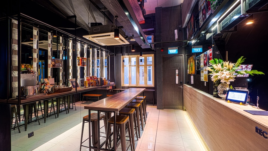 CUBE Boutique Capsule Hotel @ Chinatown