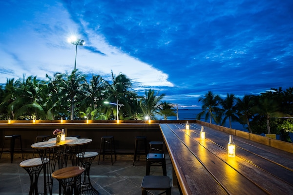 Breakfast, lunch, dinner served; Fusion cuisine, beach views