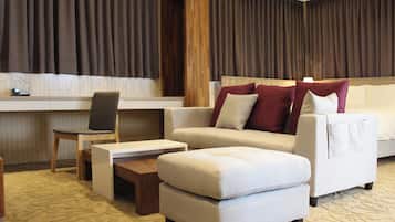 Chambre Double Affaires | Bureau, chambres insonorisées, lits bébé (gratuits), Wi-Fi gratuit