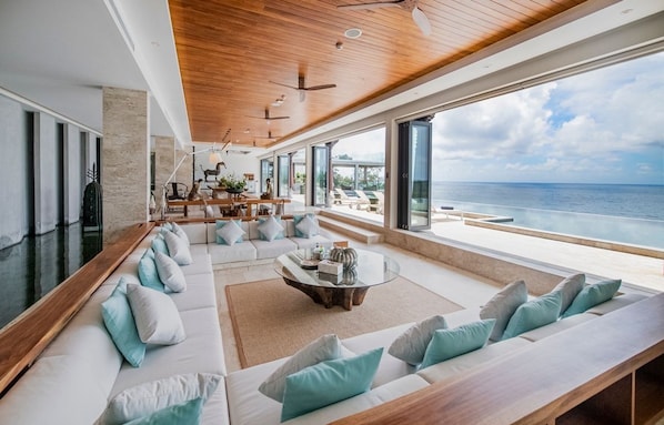 Televisión de pantalla plana, estación para iPod