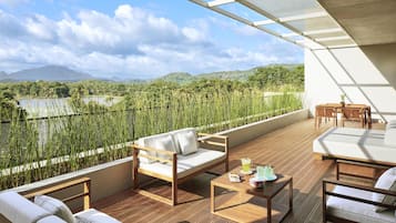 Suite | Balcony