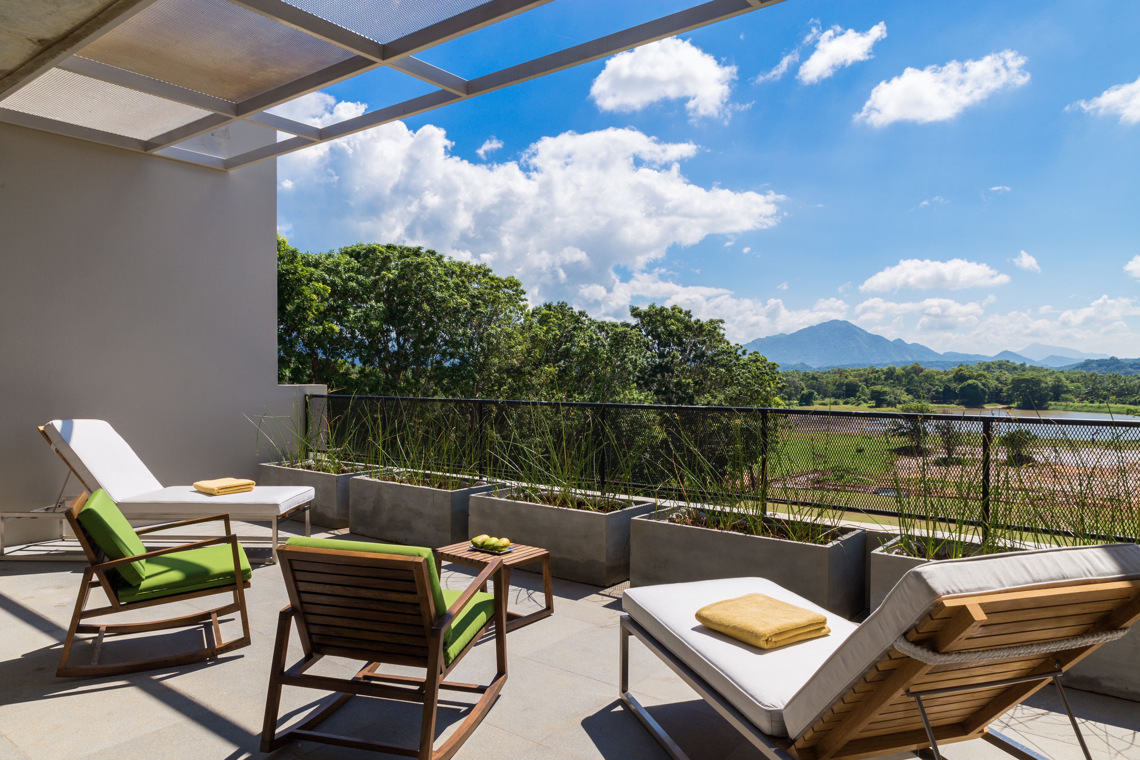 super deluxe double room | balcony