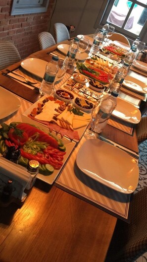 Breakfast meal - Luna Boutique Hotel (Antalya)