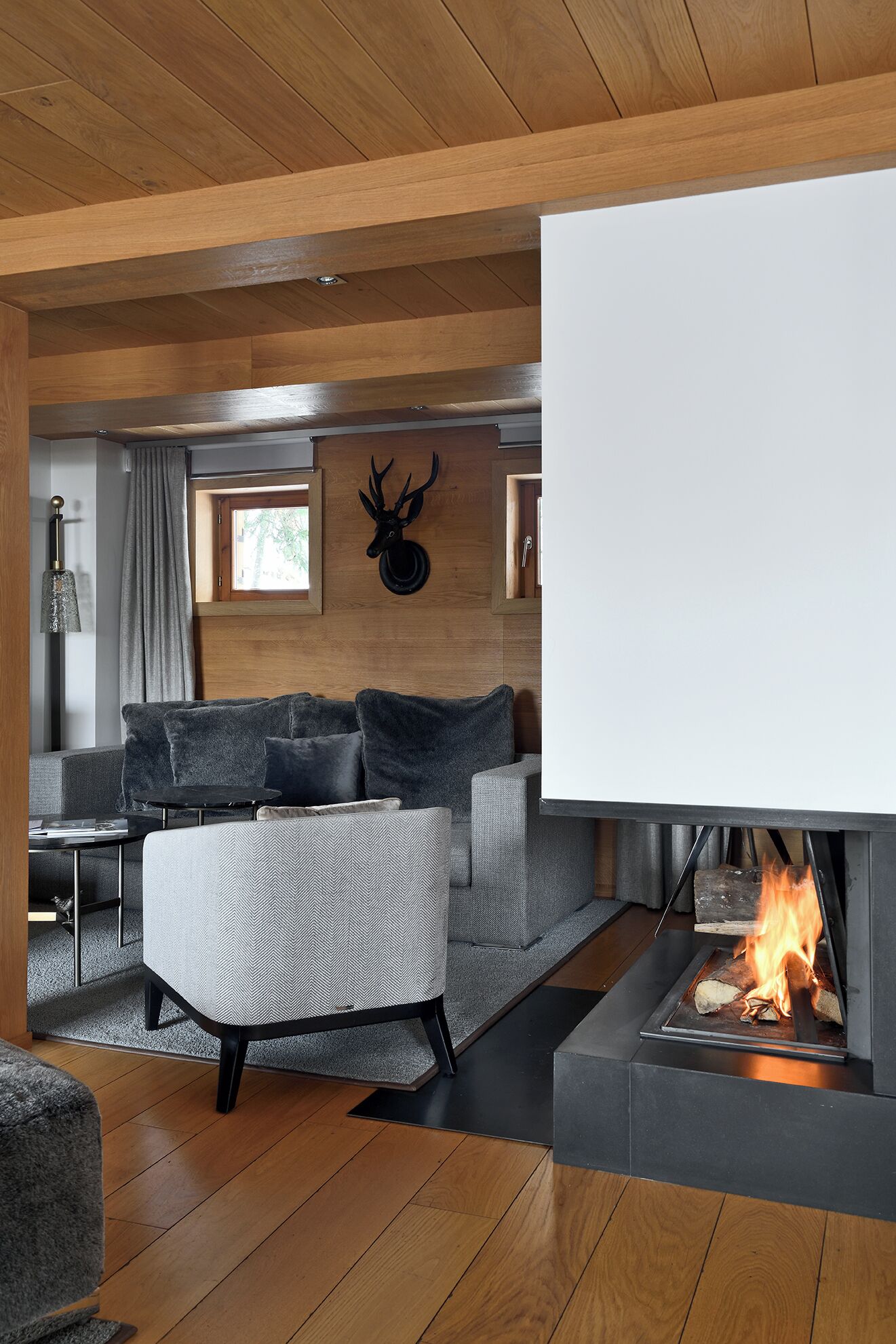 Independent Chalet | Living area | Flat-screen TV