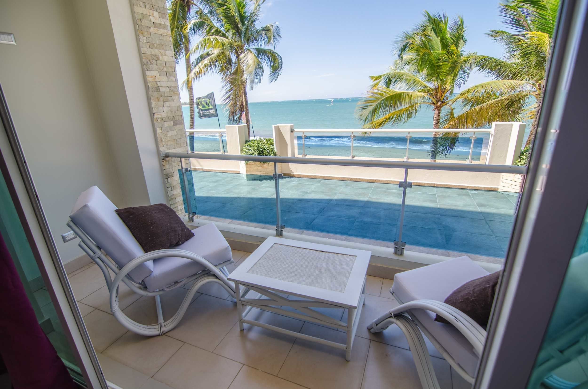 Beachfront Apartment, 2 Bedrooms, 1 Bathroom | Balcony