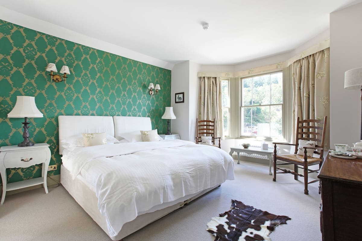 Family Double or Twin Room | Iron/ironing board, cribs/infant beds, free WiFi, bed sheets