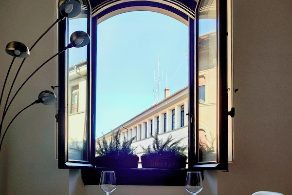 Appartamento Premier | Cucina privata | Macchina per tè/caffè, bollitore elettrico