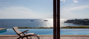 Absolute Villa by Stylish Stays