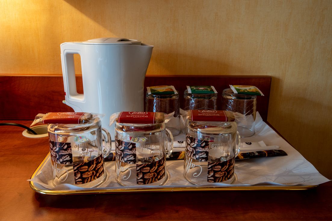 comfort triple room, bathtub | room amenity