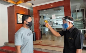 Lobby - Hotel 88 Diponegoro (Jember)