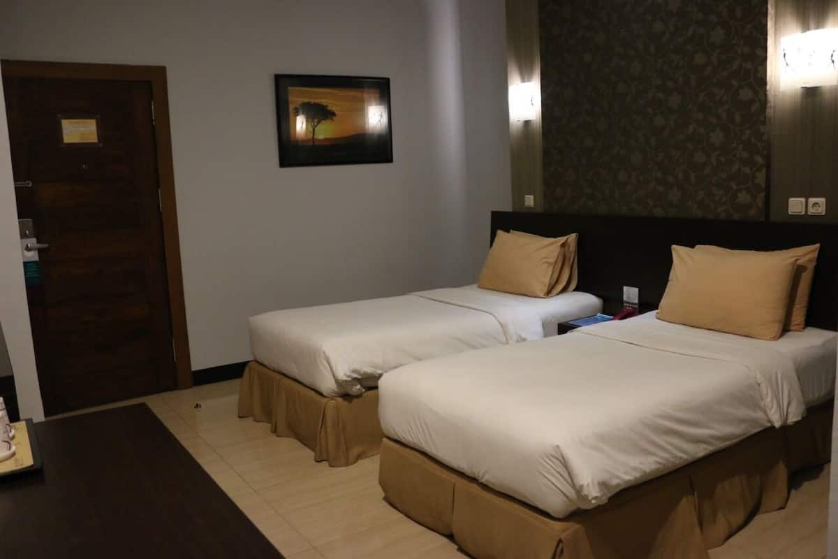 Standard Twin Room, Non Smoking, No Windows
