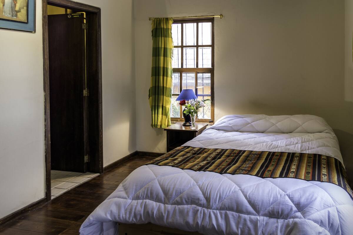 In-room safe, desk, soundproofing, free WiFi