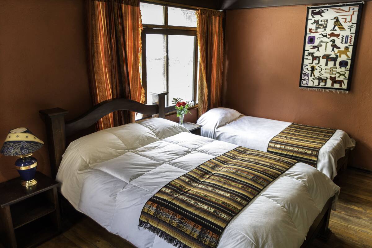 In-room safe, desk, soundproofing, free WiFi