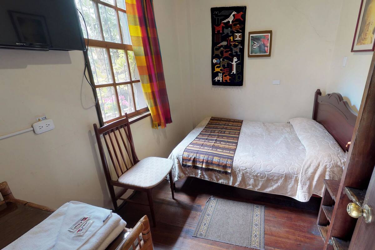 In-room safe, desk, soundproofing, free WiFi