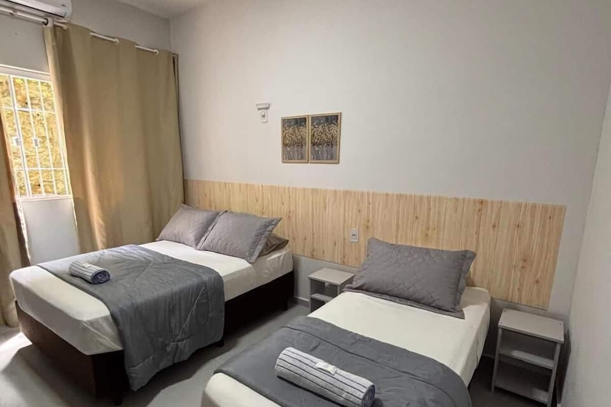 Phòng Tiêu chuẩn | Bàn, khu vực làm việc phù hợp cho laptop