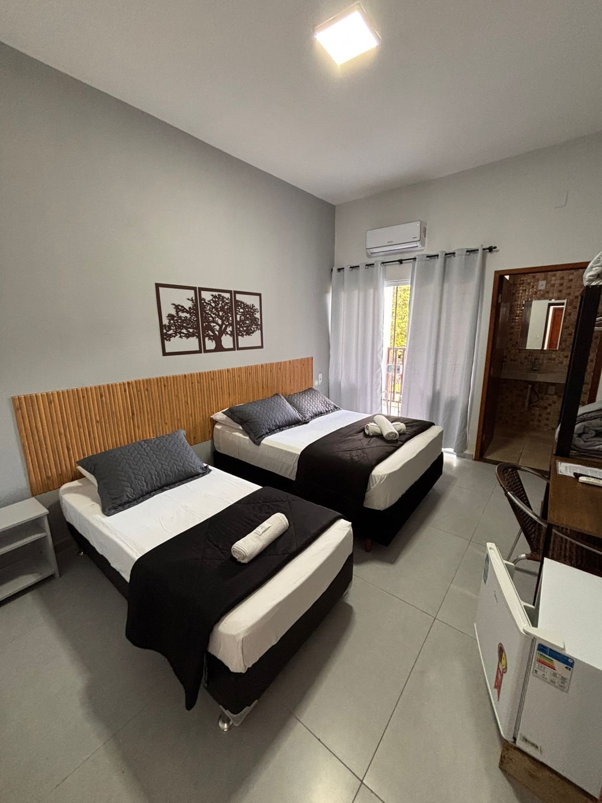 Superior Suite | Desk, laptop workspace, free WiFi, bed sheets