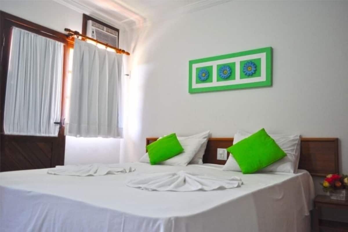 1 Schlafzimmer, Schreibtisch, Verdunkelungsvorhänge
