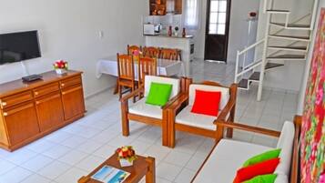 Een 14-inch lcd-televisie met kabelzenders en televisie