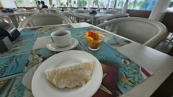 Daily buffet breakfast for a fee