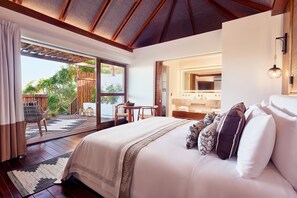 Free minibar, in-room safe, individually decorated - Casa Chablé Sian Ka'an Reserve - South of Tulum (Punta Allen)