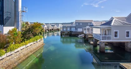 Thesen Islands Holiday House