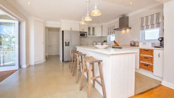 Standard House, 2 Bedrooms | 2 bedrooms, hypo-allergenic bedding, in-room safe, iron/ironing board