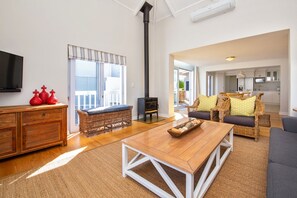 Standard House, 2 Bedrooms | 2 bedrooms, hypo-allergenic bedding, in-room safe, iron/ironing board