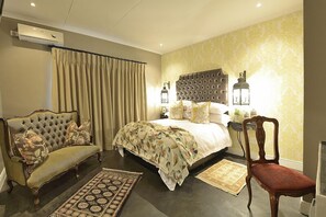 Minibar, individuelt innredet, skrivebord og wi-fi (inkludert)