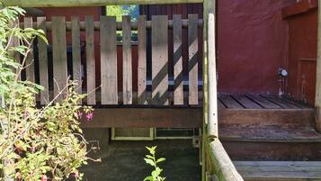 Family Cottage, 2 Bedrooms (Self Catering cottage for 4)