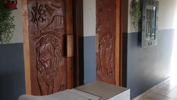 Comfort Room, 1 Bedroom (Lion) | Egyptian cotton sheets, premium bedding, in-room safe