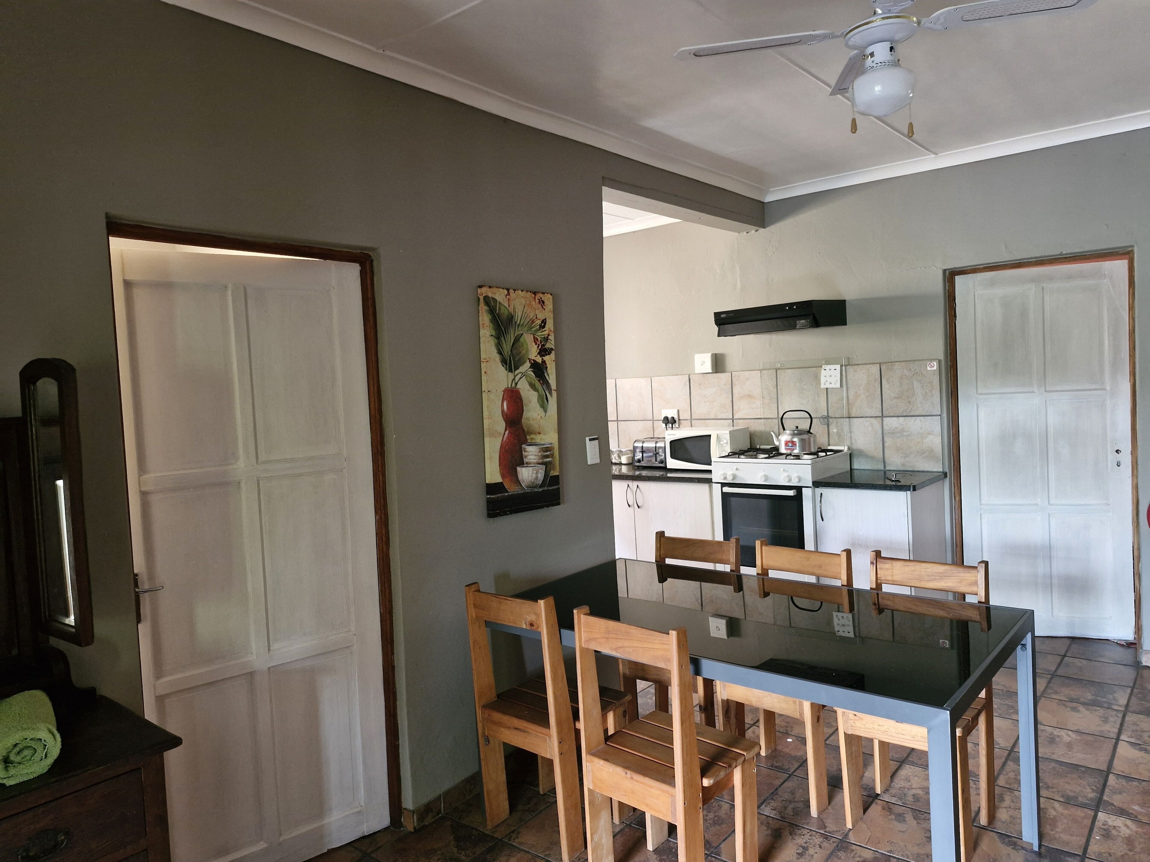 家庭平房, 3 間臥室 (Self Catering Cottage for 6 pers) | 客廳 | 32 吋平面電視連有線電視頻道、電視、壁爐