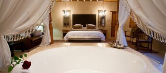 サーヴァル ブティック オリーブ エステート