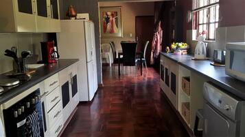 Cottage Confort, 2 chambres (Klip-Cottage) | Cuisine privée | Micro-ondes, plaque de cuisson, bouilloire électrique