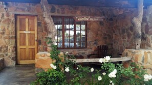 Romantic Suite, 1 Bedroom (Valentine Klip-Suite) | Terrace/patio - KlipHuisjes (Dullstroom)