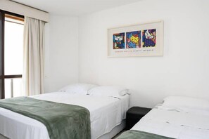 2 bedrooms, in-room safe, iron/ironing board, free WiFi