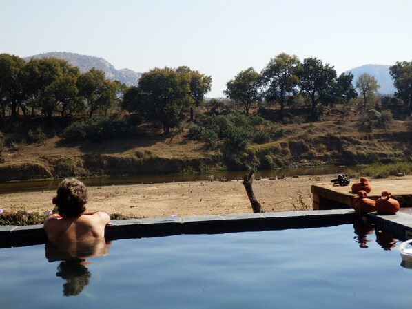 Alberca al aire libre 