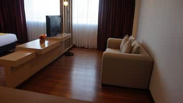 Junior Suite | Living area