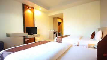 Superior Twin Room (1st Floor) | Soundproofing, rollaway beds, free WiFi, wheelchair access