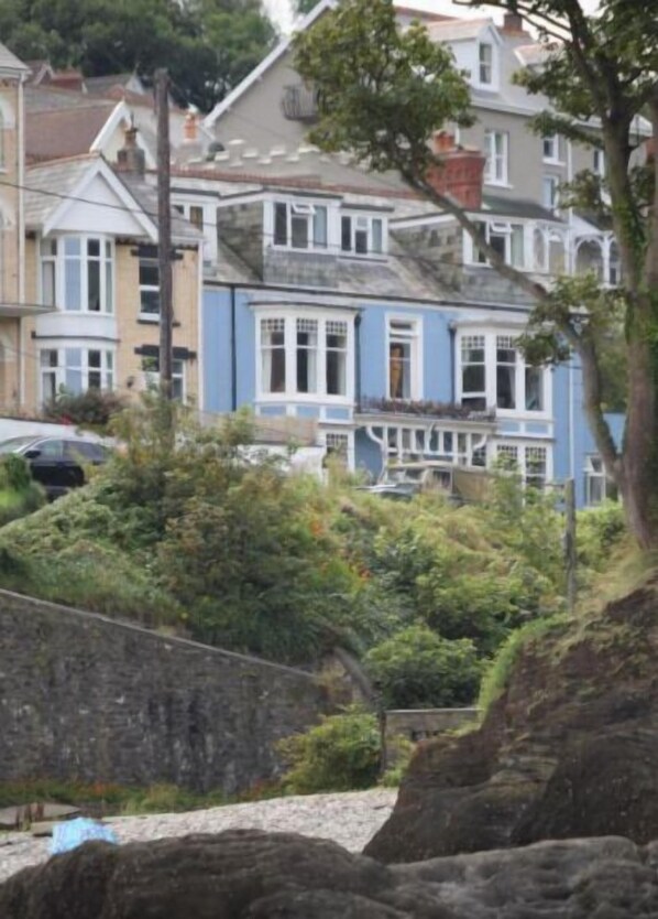 Exterior - Newberry Beach Lodge (Ilfracombe)