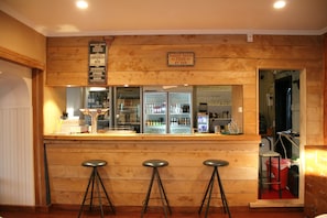 Baari (majoituspaikassa)